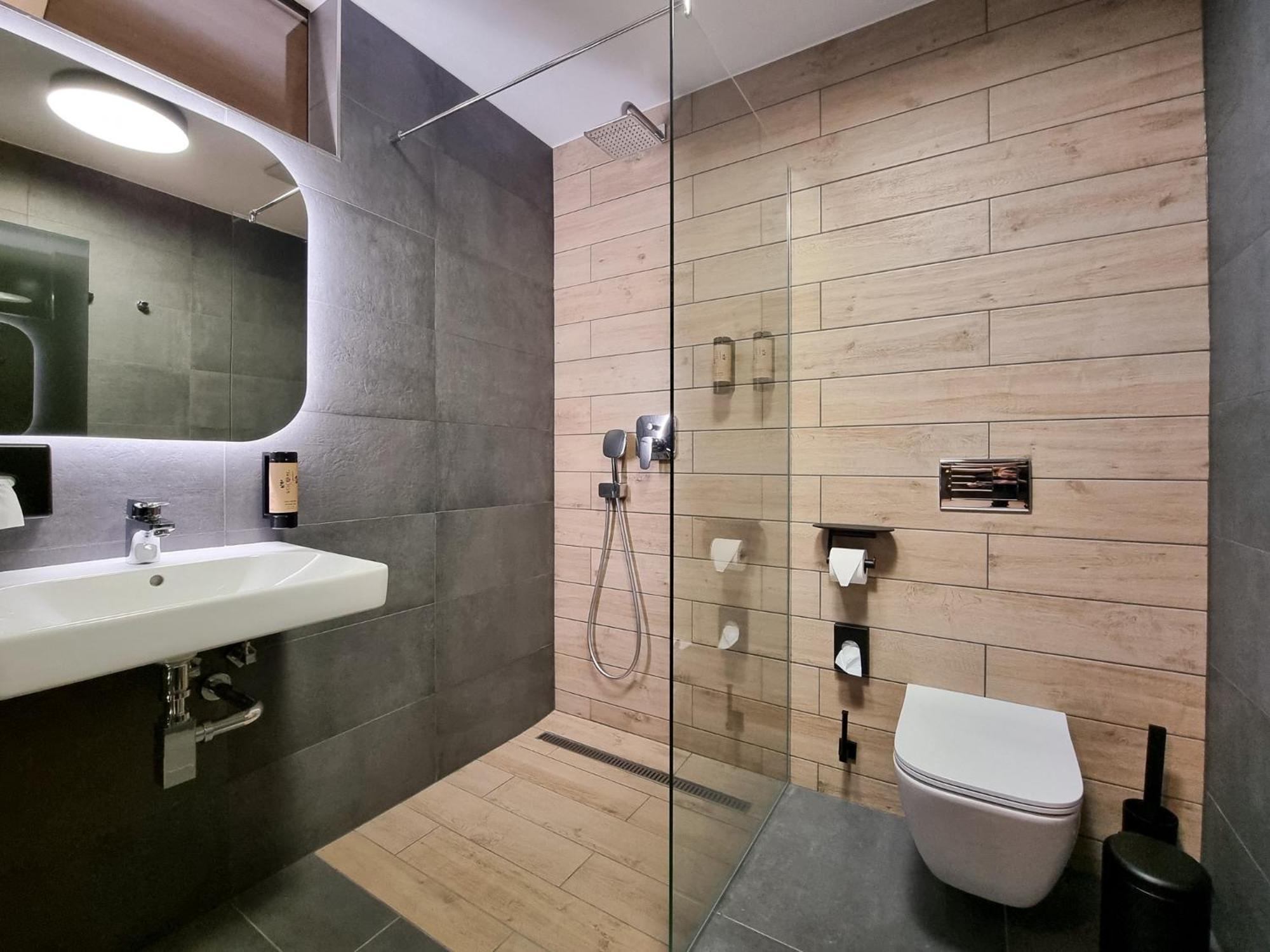 Das Erz Medical Spa & Hotel Rottendorf 外观 照片